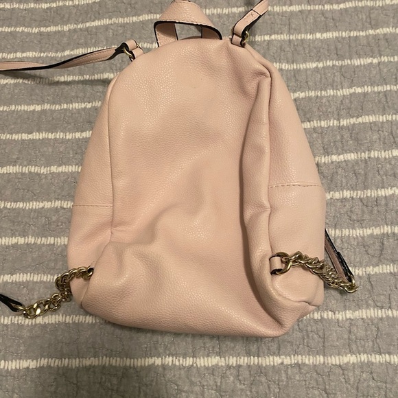 Victoria’s Secret V-Quilted City Mini Backpack baby pink color - Picture 6 of 10